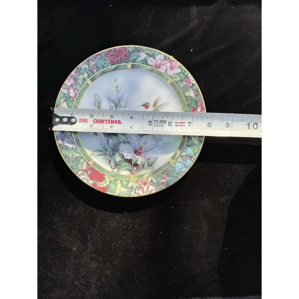 Lena Liu plate The Ruby-throated Hummingbird Treasury porcelain plate -S86